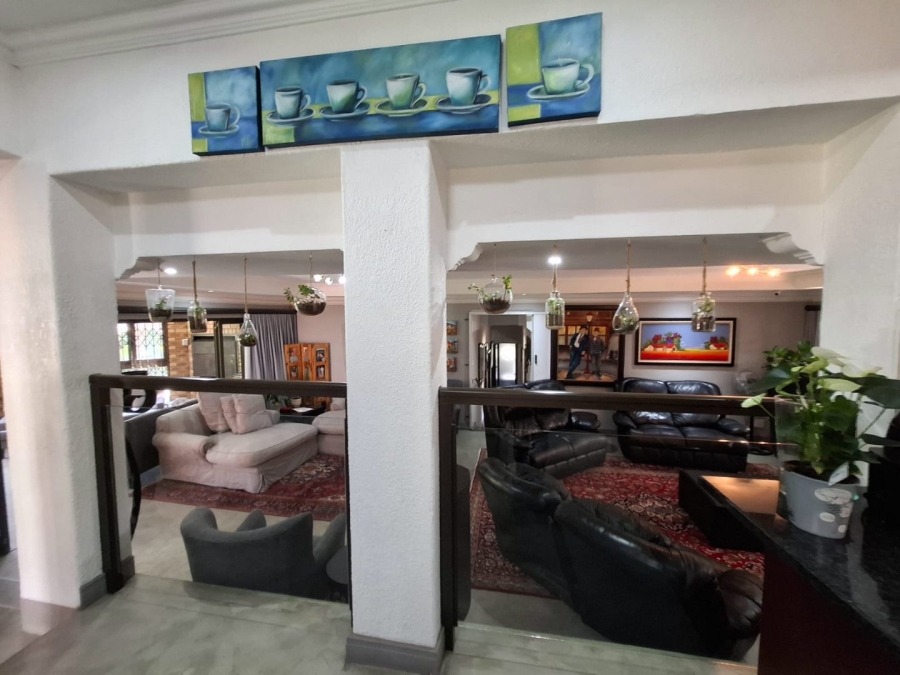 5 Bedroom Property for Sale in Cashan North West